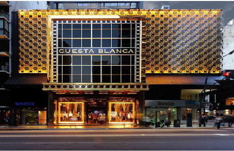 南安门头设计与商业空间的纽带。